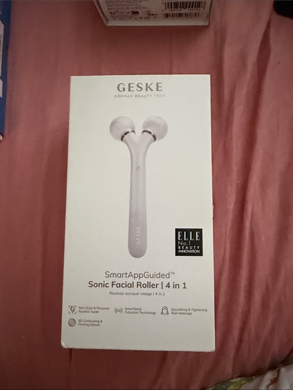 White Sonic Facial Roller - SmartAppGuided 4-in-1